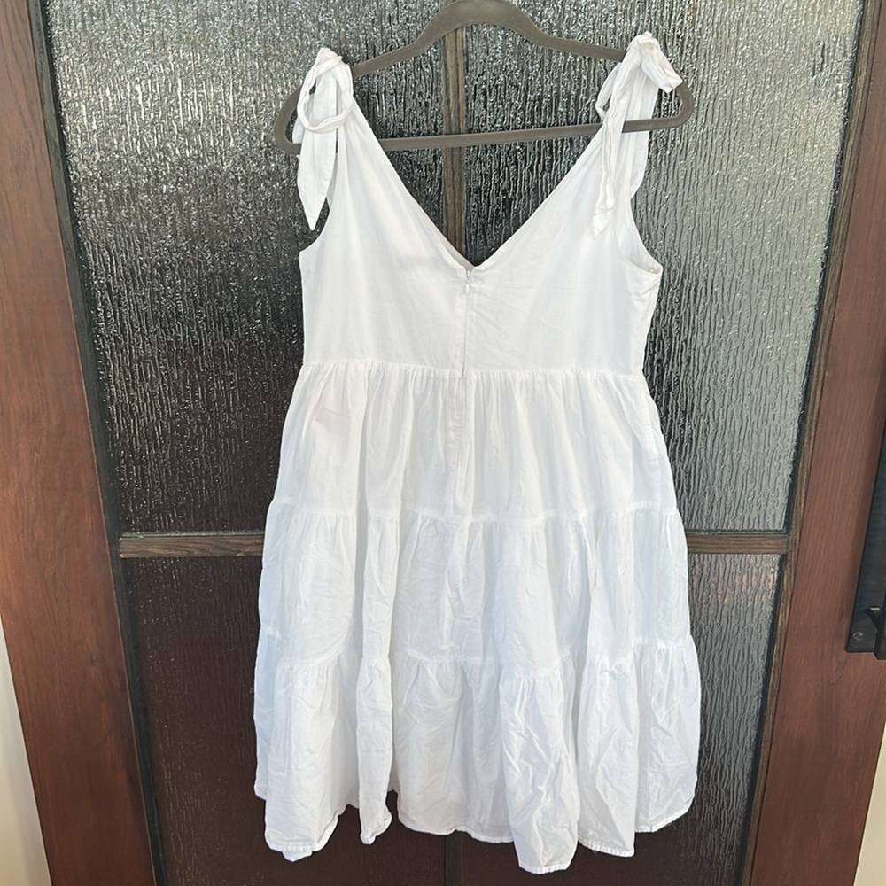 Peter Som 
White Tiered Dress size 10 - Picture 8 of 10